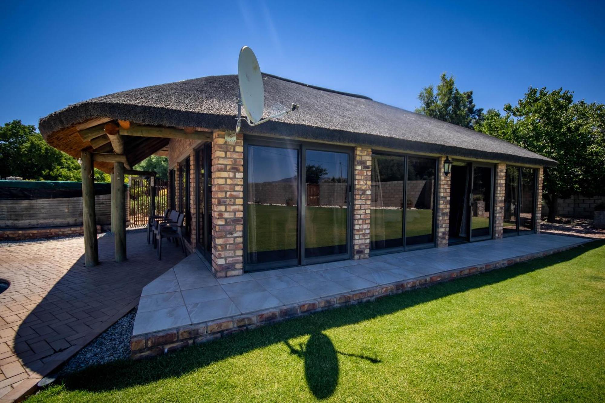 Tarantula Guest House Calvinia 외부 사진