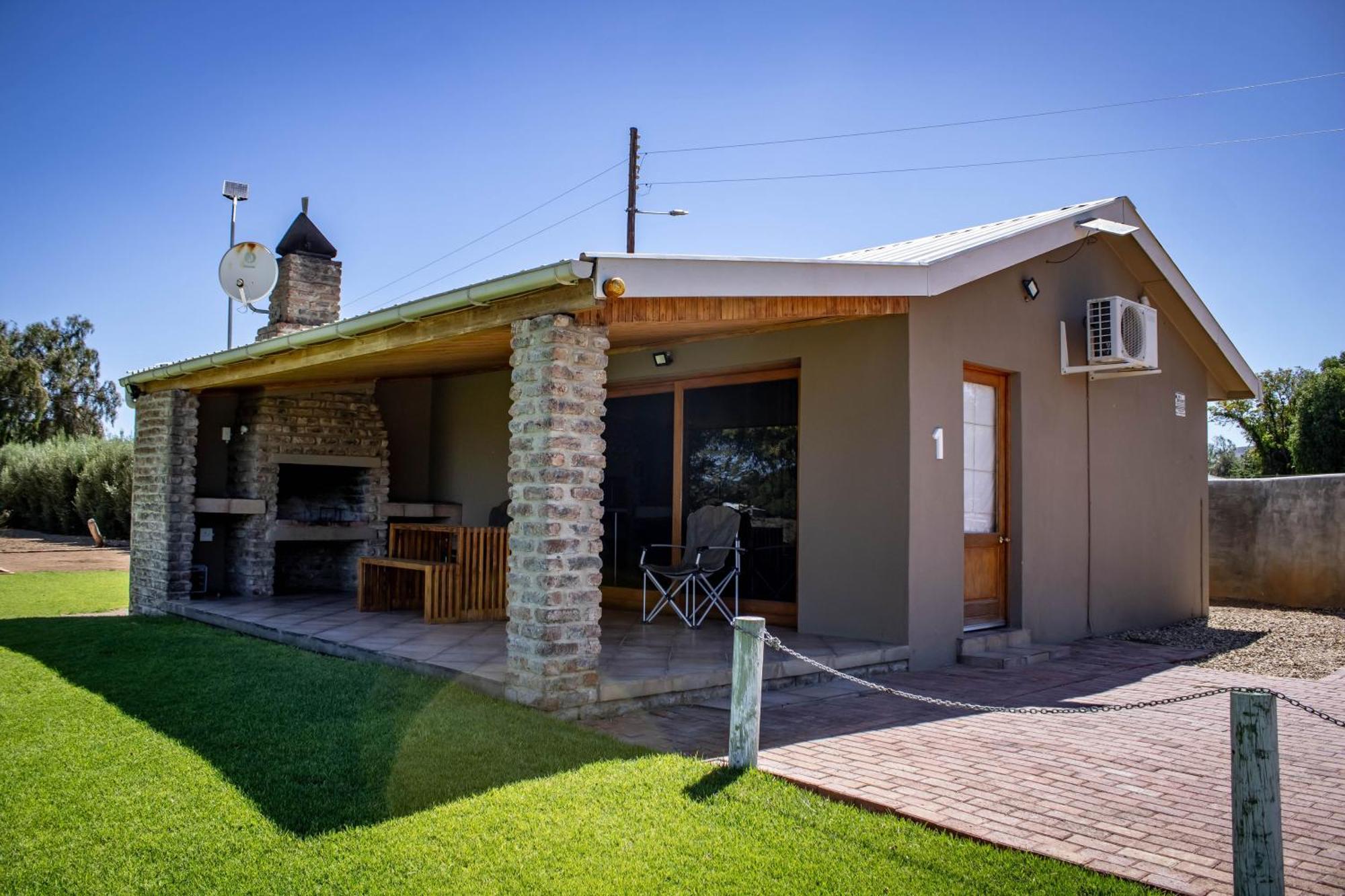 Tarantula Guest House Calvinia 외부 사진
