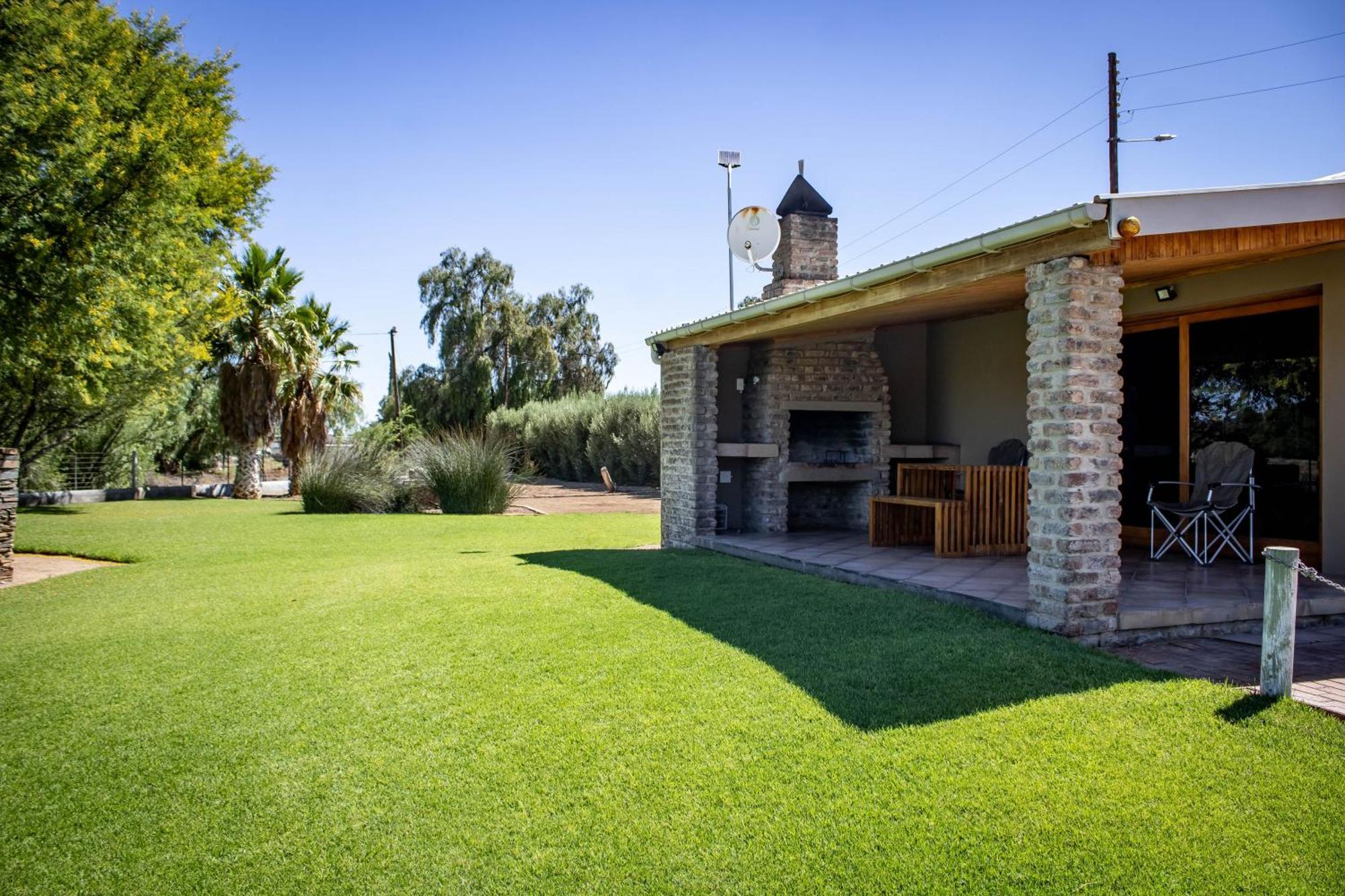 Tarantula Guest House Calvinia 외부 사진
