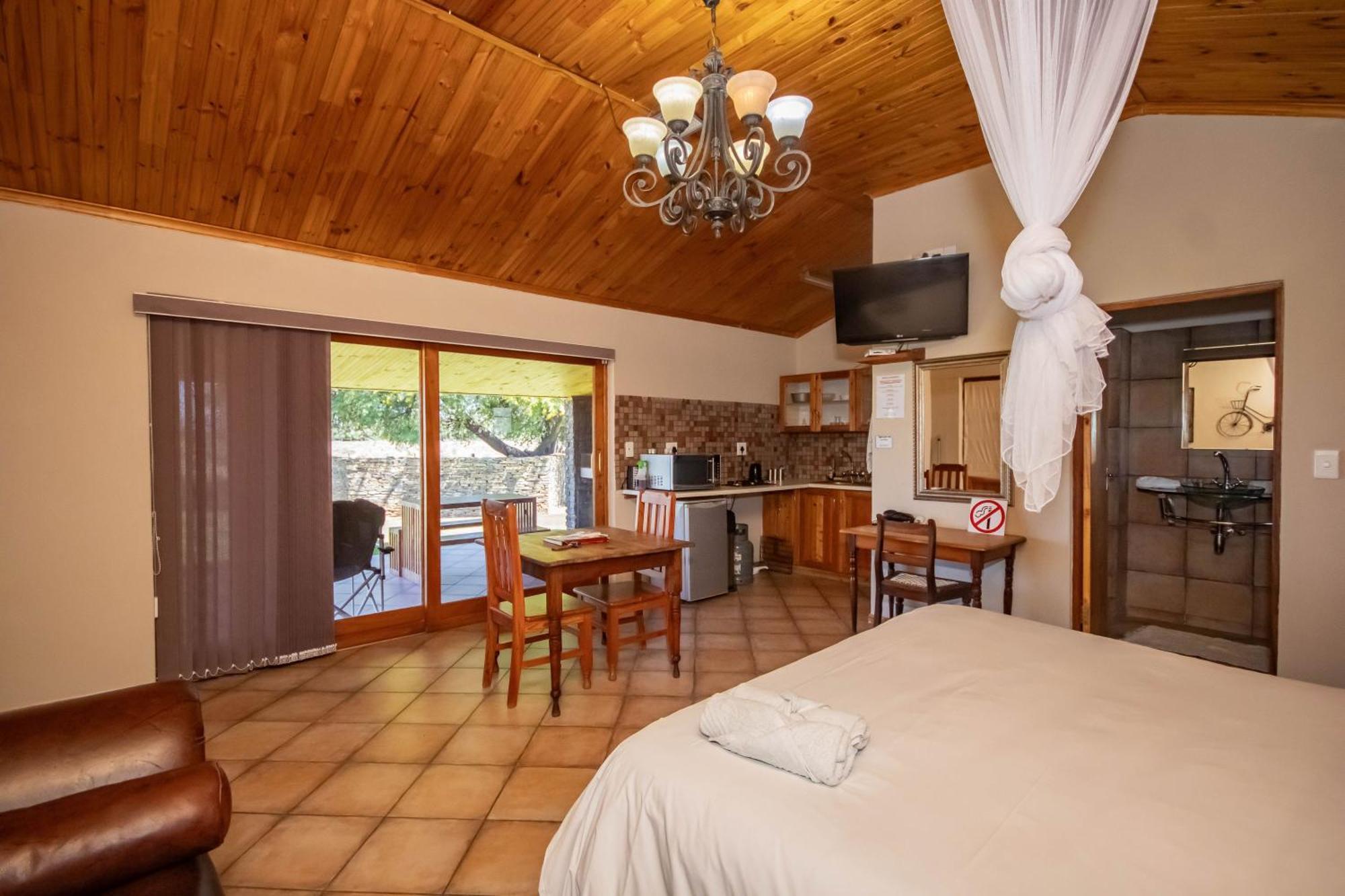 Tarantula Guest House Calvinia 외부 사진