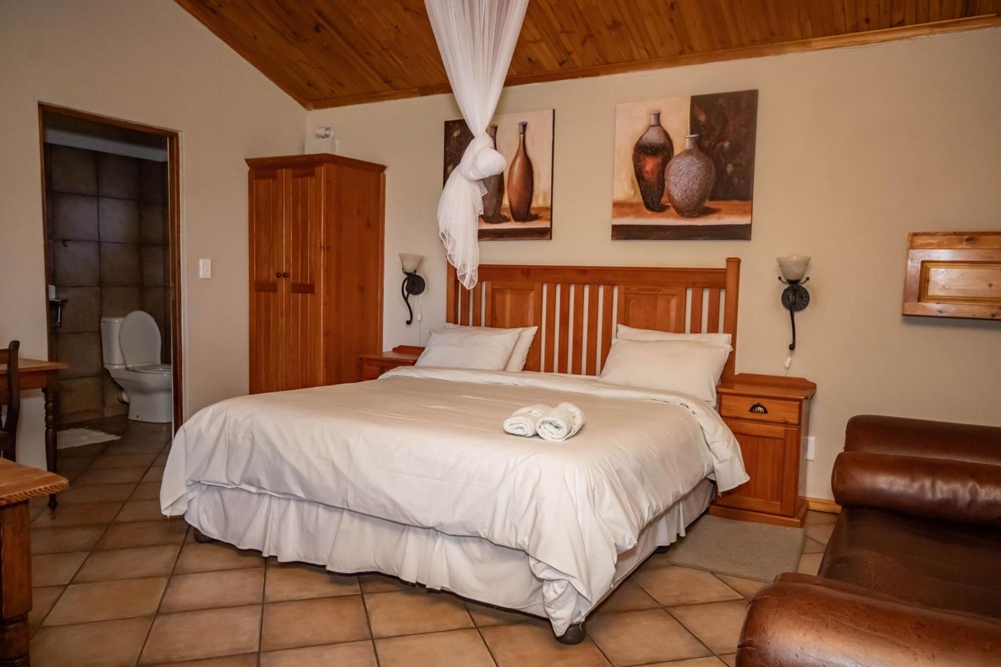 Tarantula Guest House Calvinia 외부 사진